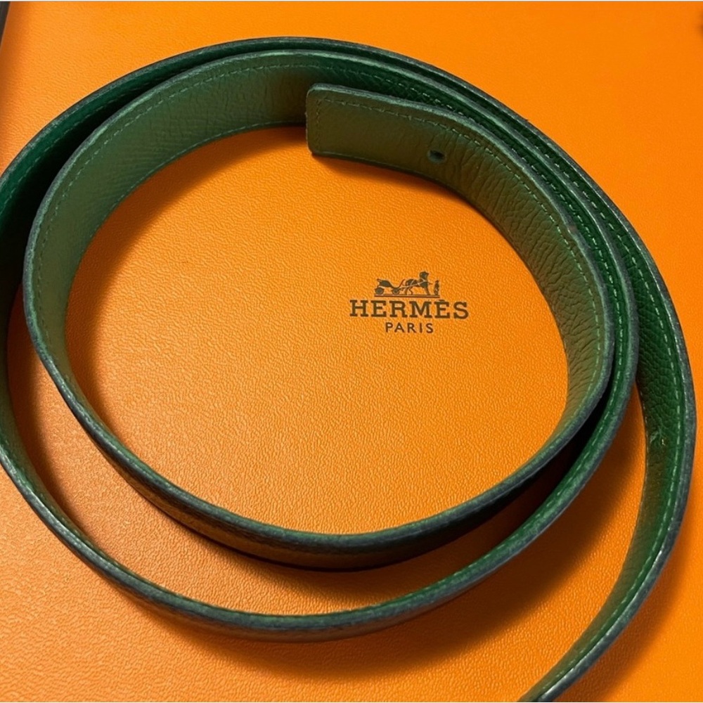 Hermès leather belt only no buckle green reversible navy.